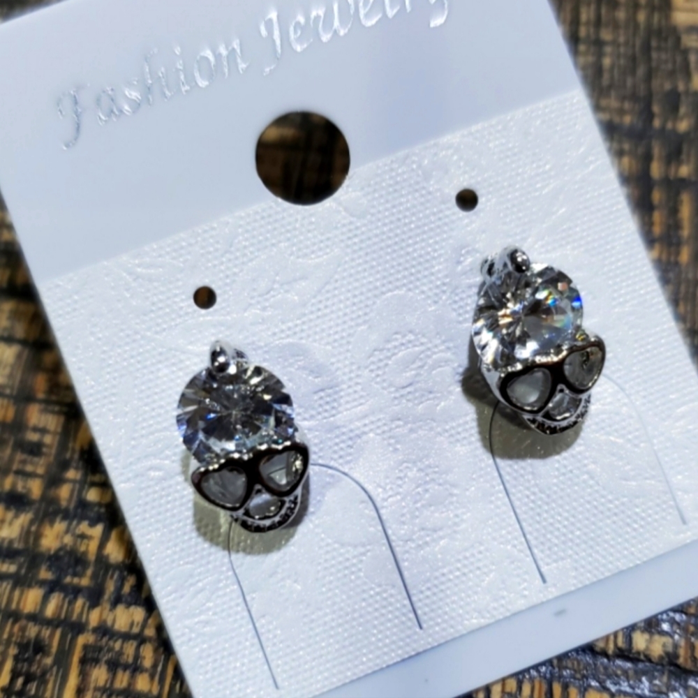 Skull Earring